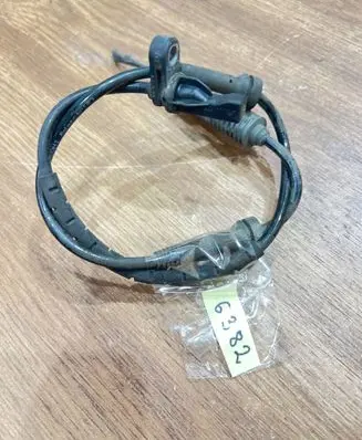 BMW 3 E90 E91 ABS brake wheel speed sensor 6762465
