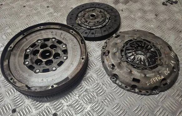 Opel Astra H Clutch set kit 1234