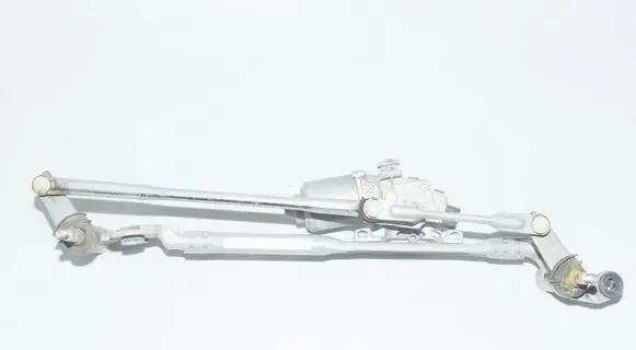 BMW X5 F15 Front wiper linkage and motor 7292653