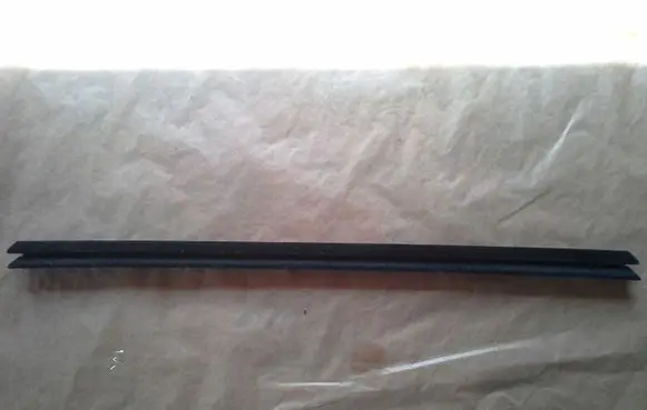 Jeep Grand Cherokee Rear door glass trim molding 55399210AA