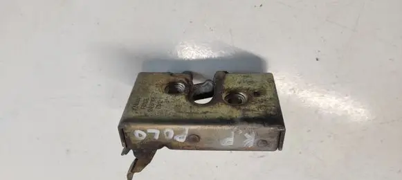 Volkswagen Polo II 86C 2F Front door lock 191837015 CM2