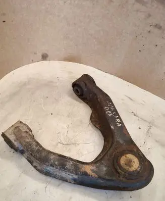 Nissan Navara D22 Front control arm