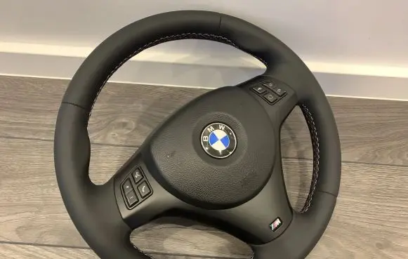 BMW 1 E82 E88 Steering wheel