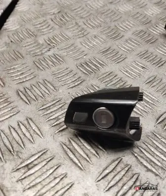 Mercedes-Benz GLK (X204) Coupe door lock (next to the handle) 