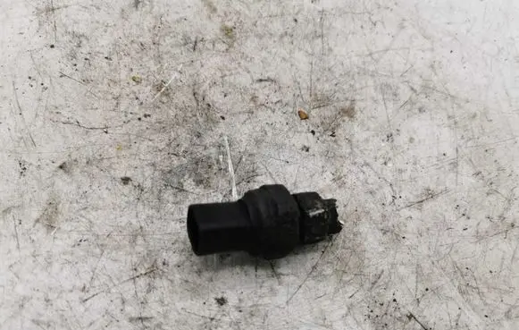 Toyota Corolla Verso E121 Air conditioning (A/C) pressure sensor NOCODE