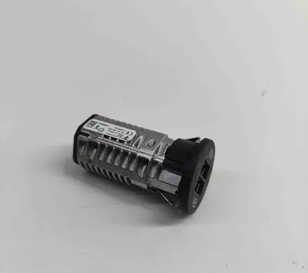 Porsche Cayenne (9Y0 9Y3) USB socket connector 971035252B