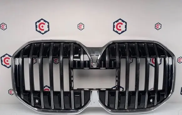 BMW 7 G70 Front grill 5A013E0