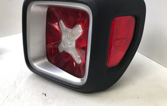 Jeep Renegade Rear/tail lights 52060578DX 20830223