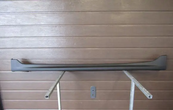Front sill (body part)
