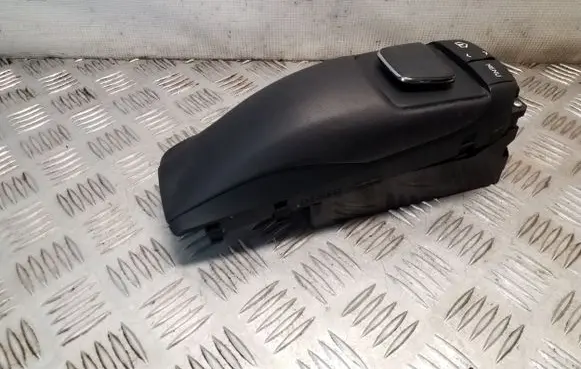 Lexus RX 450H Head unit multimedia control 8478048100 2372400303