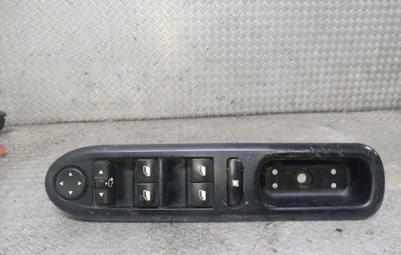 Peugeot 407 Electric window control switch 96468704XT