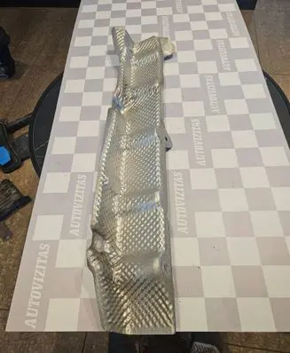 Porsche Macan (95B) Heat shield in engine bay 95B825758B