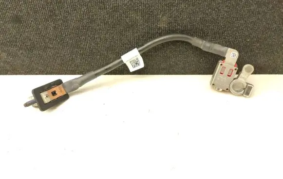 Mercedes-Benz Sprinter W906 Positive cable (battery) A9064401066