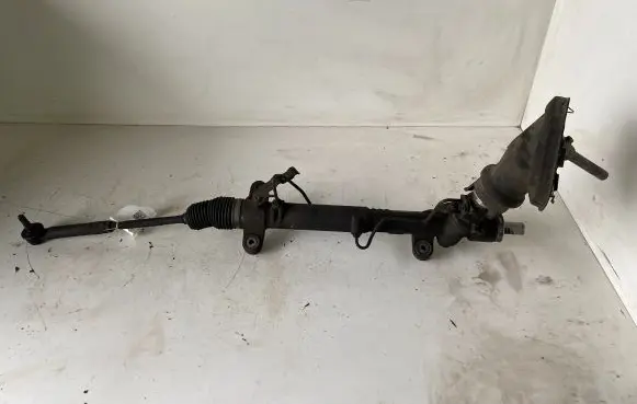 Toyota Avensis T250 Steering rack 4420005081