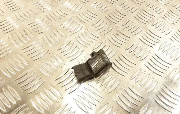 Volvo XC90 Air pressure sensor 8677288