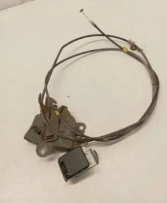 Mitsubishi Endeavor Engine bonnet/hood lock/catch