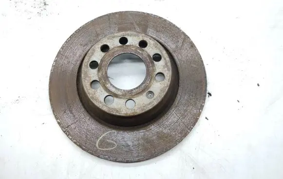 Volkswagen PASSAT B7 Rear brake disc