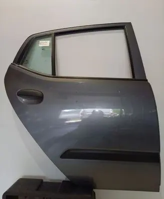 Hyundai i10 Rear door