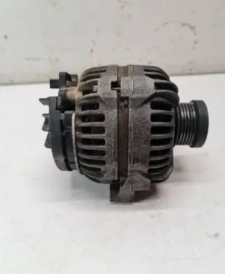 Volvo V70 Generator/alternator 30667787 0124525060