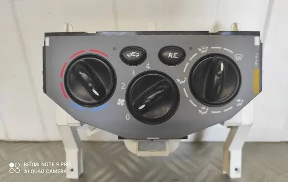 Opel Vivaro Climate control unit N108577P