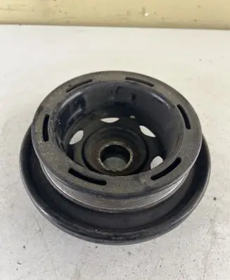 Mercedes-Benz Vito Viano W638 Crankshaft pulley A6110300503