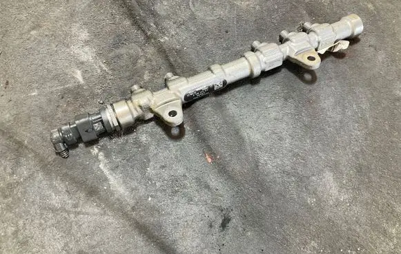 Opel Combo D Fuel main line pipe 55234437 0445214217