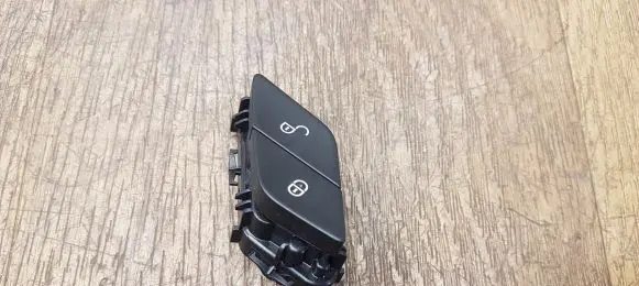 Mercedes-Benz C W205 Central locking switch button A2059055151