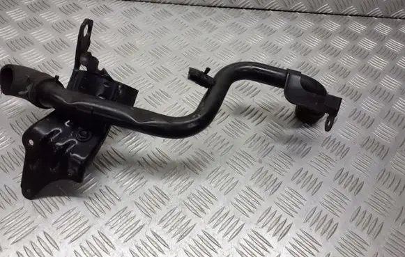 Audi A4 S4 B6 8E 8H Heater radiator pipe/hose 038121071S