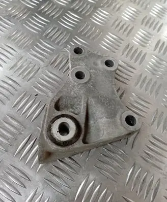 Opel Astra K Gearbox mounting bracket 42496587