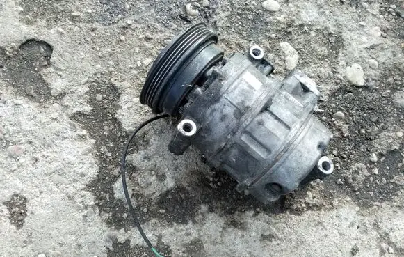 Audi A6 S6 C5 4B Air conditioning (A/C) compressor (pump) 8D0260808
