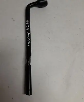 Renault Kadjar Wheel nut wrench 