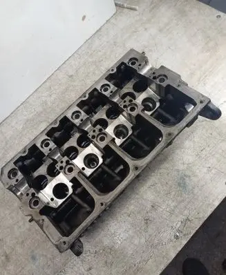 Volkswagen Caddy Engine head 038103373R