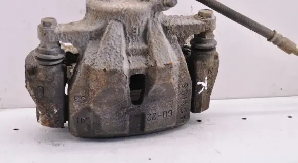 Toyota Verso-S Front brake caliper