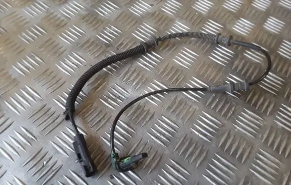 Opel Insignia A ABS brake wheel speed sensor 12841616 10071152903 GM12841616
