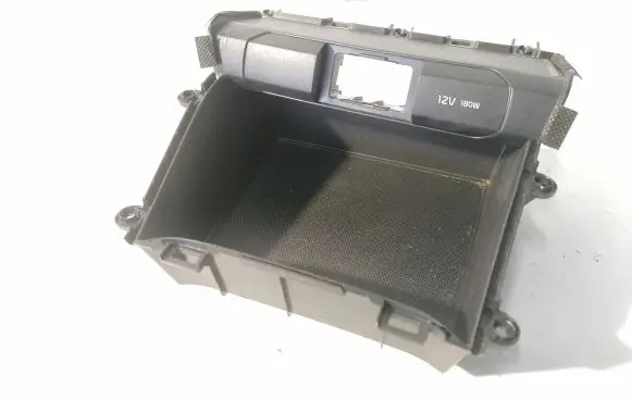KIA Stonic Other center console (tunnel) element 84635H8000