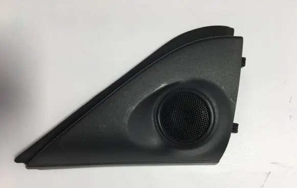 Mitsubishi Outlander Front door speaker cover trim 7221B587