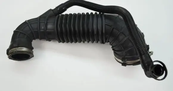 Audi Q5 SQ5 Intercooler hose/pipe 03G129629D
