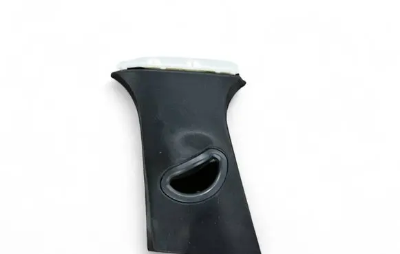 (B) pillar trim (top)