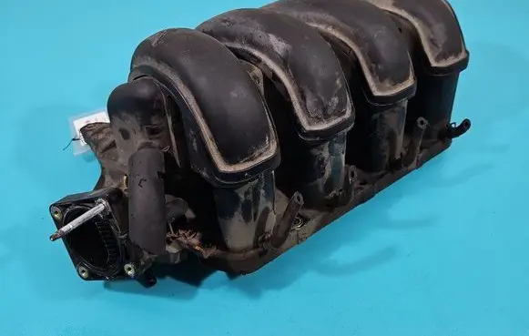 Toyota Corolla Verso E121 Intake manifold IMPRK1376422