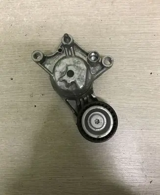 Citroen C4 Cactus Generator/alternator belt tensioner 9807720180