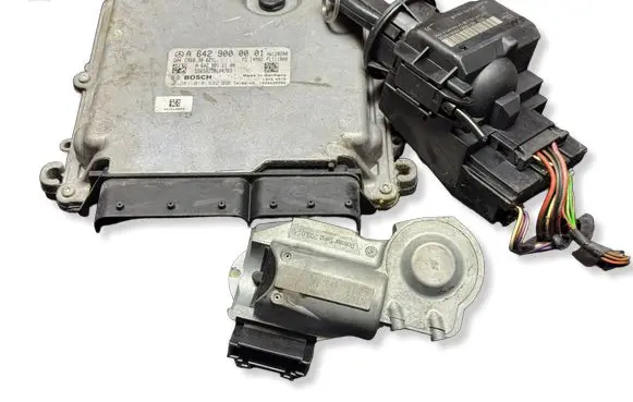 Mercedes-Benz Sprinter W906 Engine control unit/module A6429000001 A6429011100 0281018932