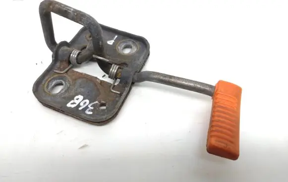 Volkswagen Cross Polo Engine bonnet/hood lock/latch loop/hook 