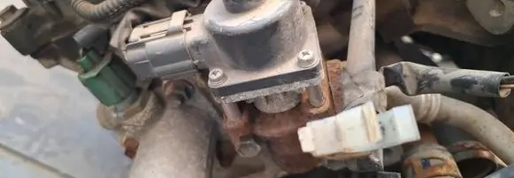 Suzuki Swift I EGR valve