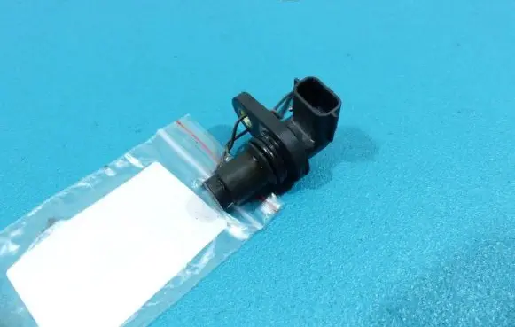 Nissan Maxima A35 Camshaft position sensor 16710Q26 IMPRK884568