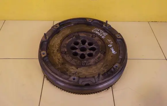 Opel Corsa E Dual mass flywheel B10XFT