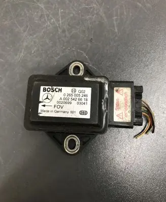 Mercedes-Benz E W211 ESP acceleration yaw rate sensor 0265005246