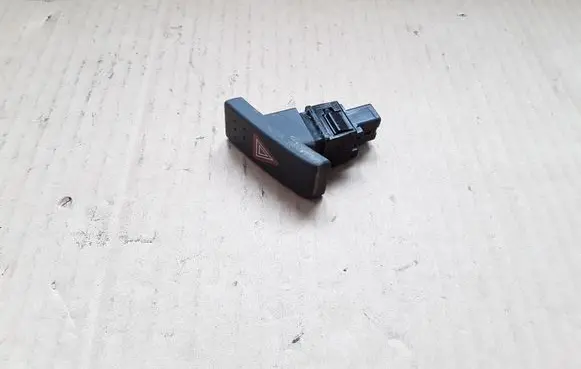 Suzuki SX4 Hazard light switch 06019