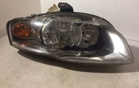 Audi A4 S4 B7 8E 8H Headlight/headlamp 8E0941004AJ