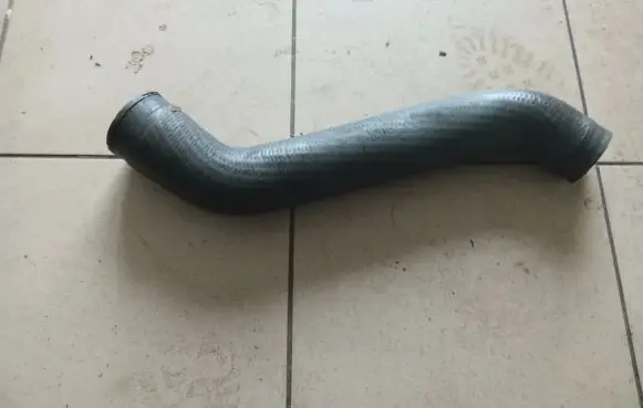 Volkswagen Crafter Engine coolant pipe/hose