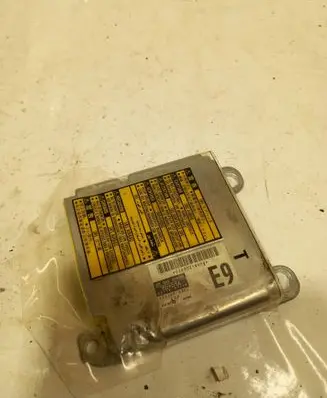 Toyota Prius (XW20) Airbag control unit/module 8917047390 1523006952
